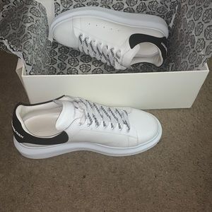 Trying to sell fast will negotiate!